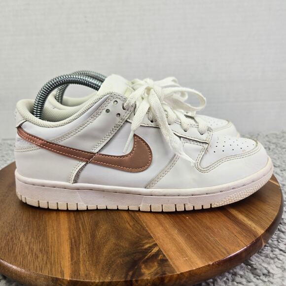 Nike Dunk Low White Pink GS Leather Casual Daily Sneaker Kids 6y DH9765-100 - Picture 3 of 12